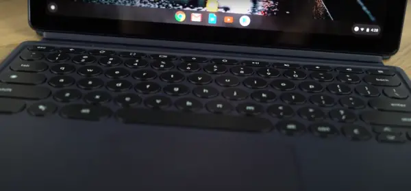 Picture: Pixel Slate M3 is attachable with an external keyboard